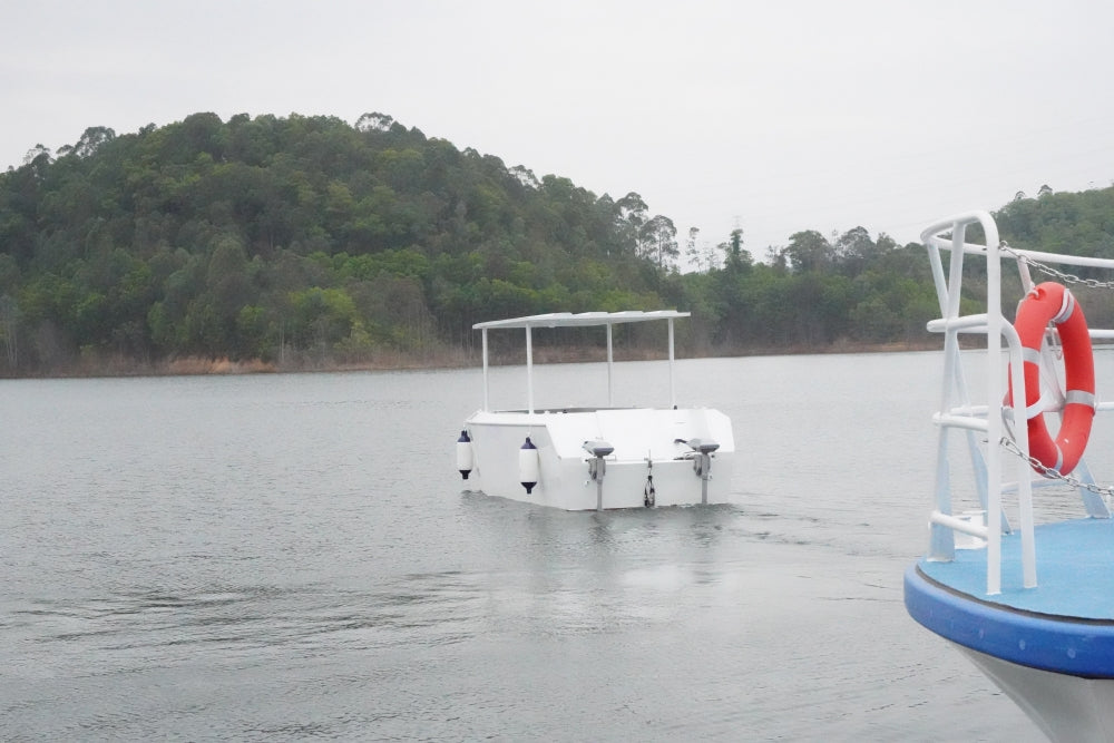 CSIN-S620 Electric Autonomous Patrol Boat for Smart Water Tourism and Survey Applications