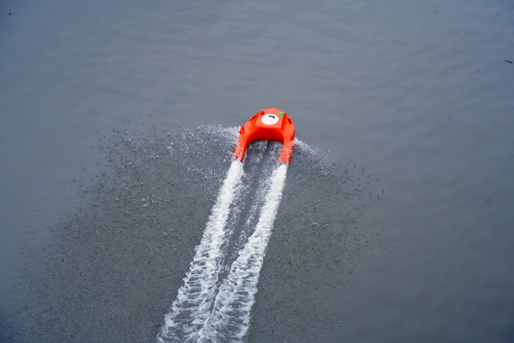 CSIN-X100 Intelligent Water Rescue Robot Remote Control Lifesaving Device