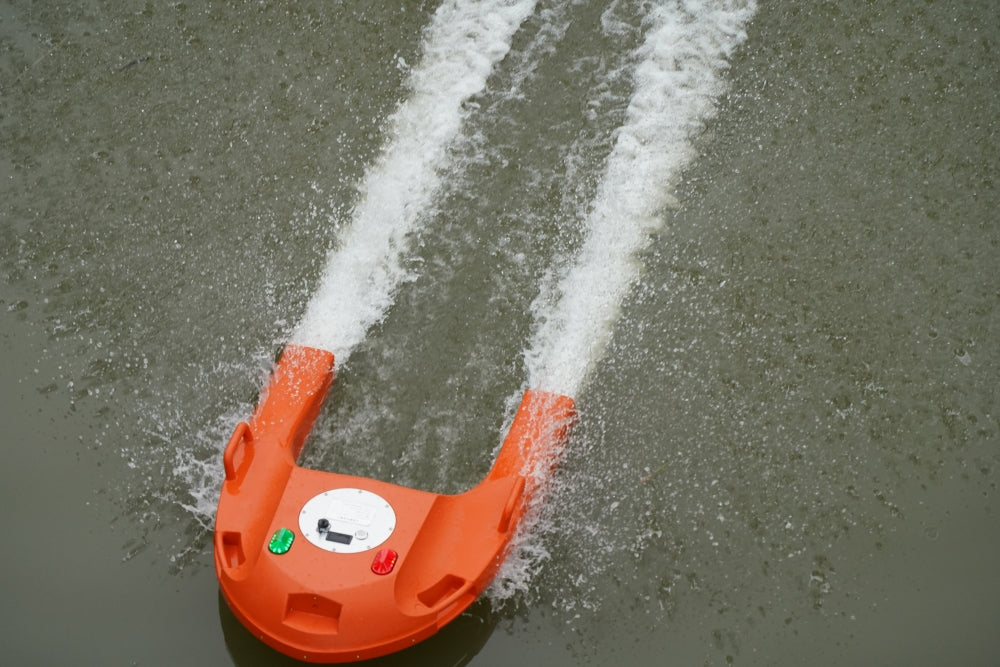 CSIN-X100 Intelligent Water Rescue Robot Remote Control Lifesaving Device